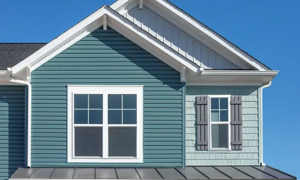 Roof repair and inspection services in Schodack